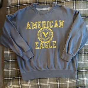 American Eagle crewneck
